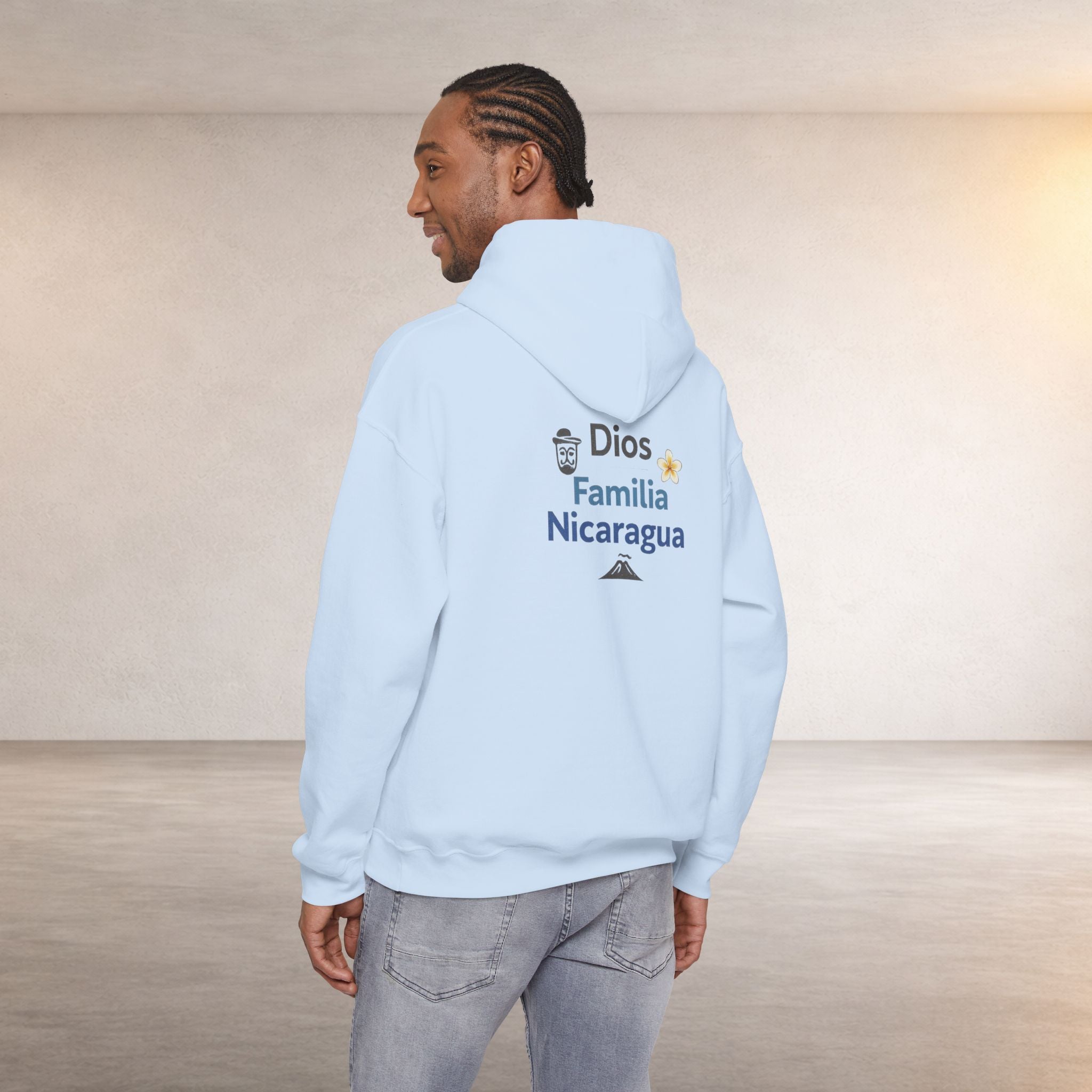 Nicaragüense Hoodie — Nicaragua Travel & Heritage Sweatshirt (Dios Familia Nicaragua)