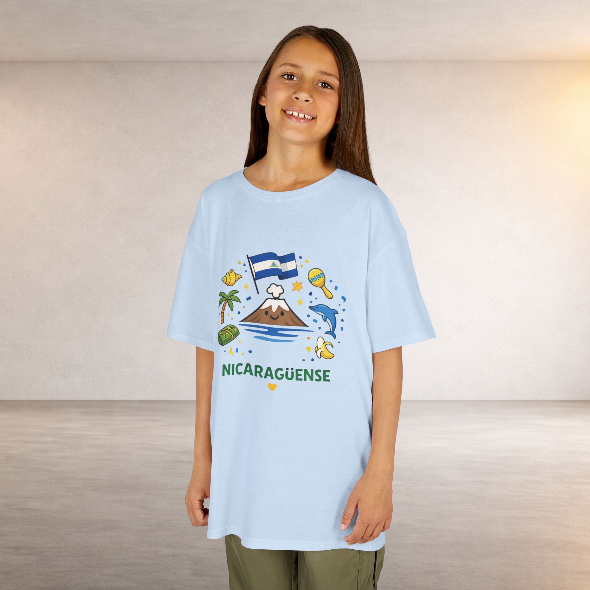 Kids Nicaragüense T-Shirt — Cute Nicaragua Flag & Volcano Design